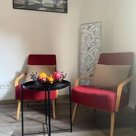 Modern Krymska & Francouzska Street Apartment *