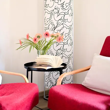Modern Krymska & Francouzska Street Apartment