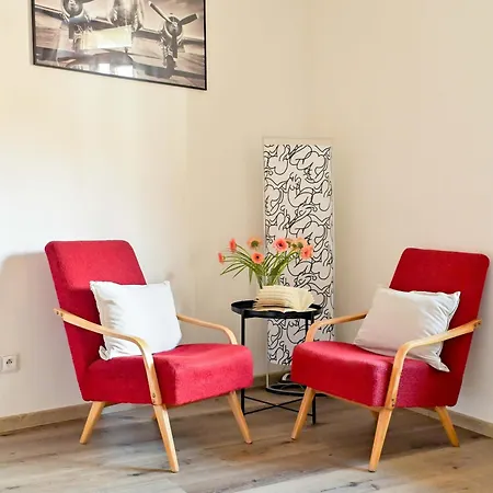 Modern Krymska & Francouzska Street Apartment